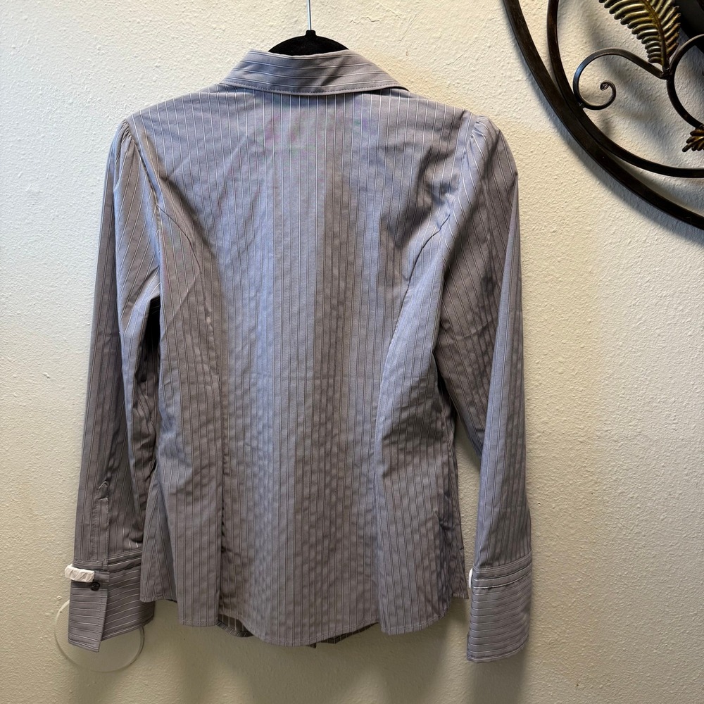 Express Design Studio womens Button Front Shirt G… - image 2